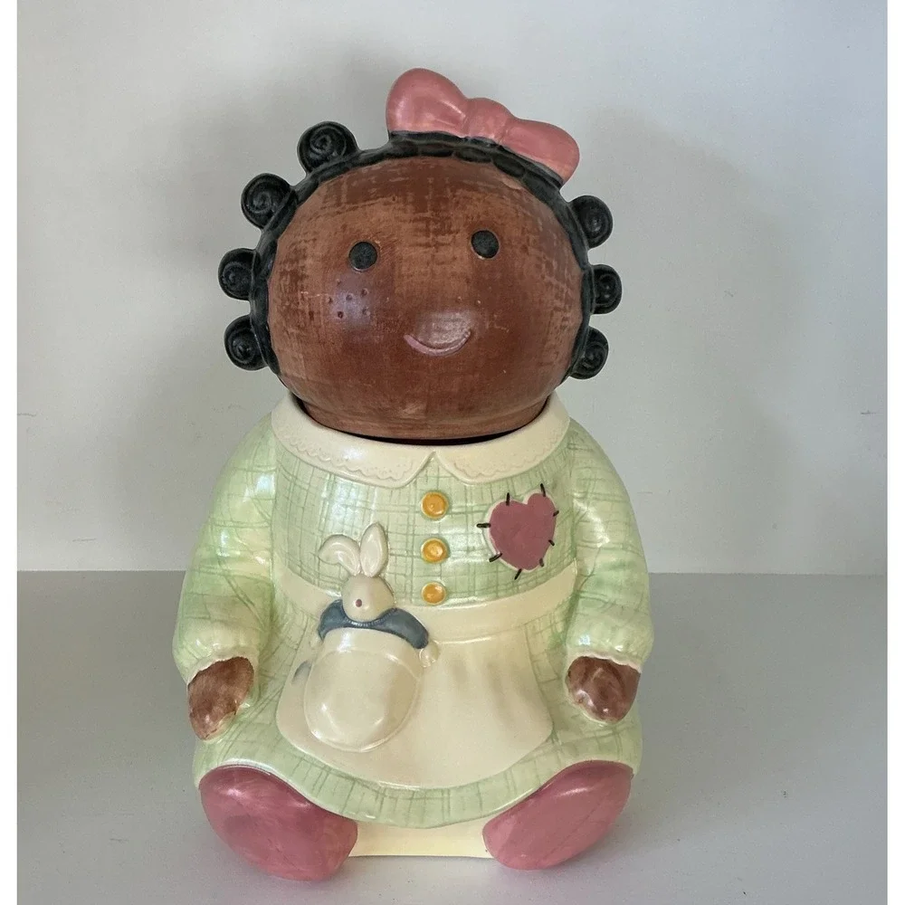 Vintage Treasure Craft 